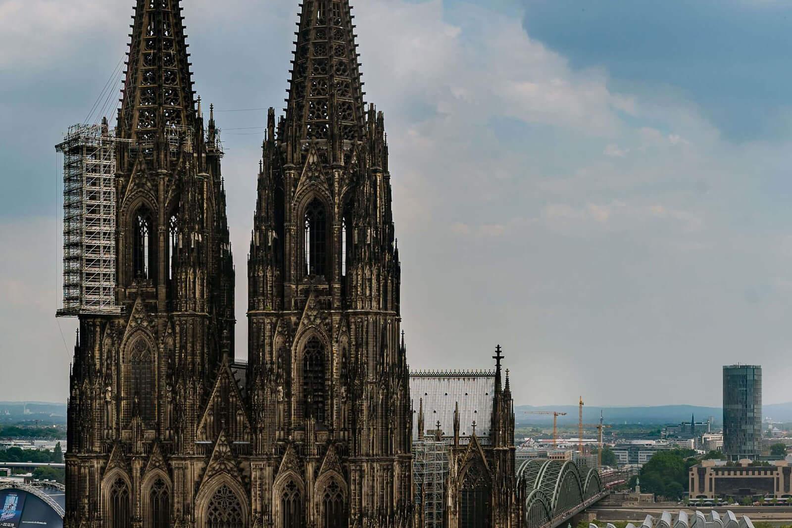 Kölner Dom von vorne